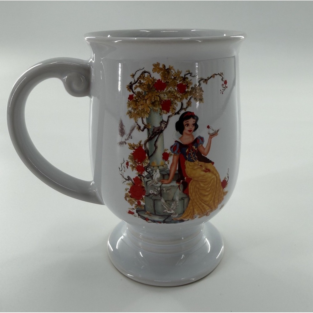 Disney Store Exclusive Princess Collection Snow White Ceramic Footed Coffee Mug